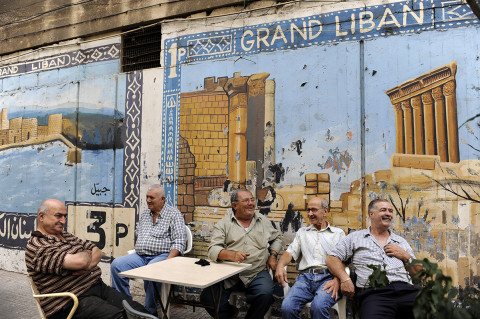 fred bourcier photographe reportage liban beyrouth café