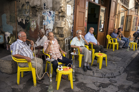 fred bourcier photographe reportage liban beyrouth café