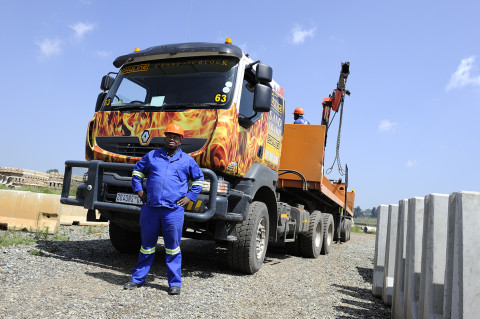 fred bourcier photographe reportage renault trucks btp travaux publics afrique du sud 01