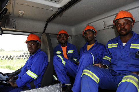 fred bourcier photographe reportage renault trucks btp travaux publics afrique du sud 05