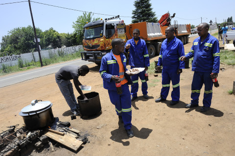 fred bourcier photographe reportage renault trucks btp travaux publics afrique du sud 08