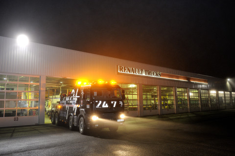 fred bourcier photographe reportage Renault trucks depanneuse camions 04