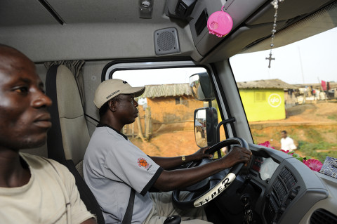 fred bourcier photographe reportage renault trucks ghana transport cacao 05