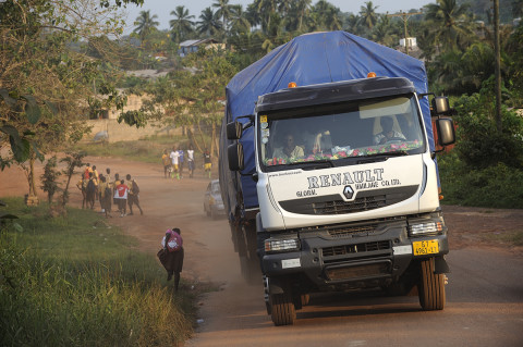 fred bourcier photographe reportage renault trucks ghana transport cacao 19