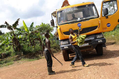 fred bourcier photographe reportage renault trucks ghana transport grumes bois 08