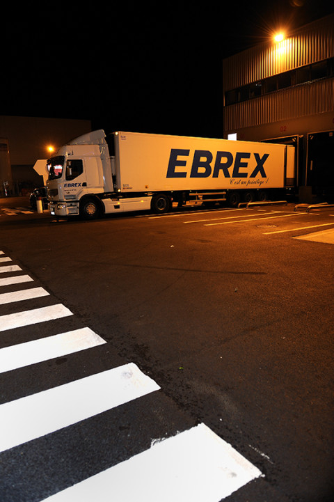 reportage camion renault trucks quai de chargement fred bourcier photographe