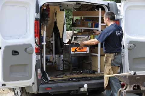 fred bourcier photographe reportage renault trucks marechal ferrant itinerant