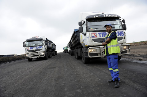 fred bourcier photographe reportage renault trucks transport charbon south africa 01