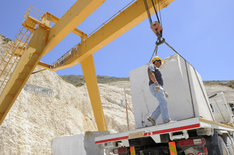 fred bourcier photographe reportage renault trucks transport marbre sicile 10