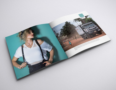 page intérieure de l' édition et réalisation de la brochure des couleurs de l'air du temps par le photographe fred bourcier